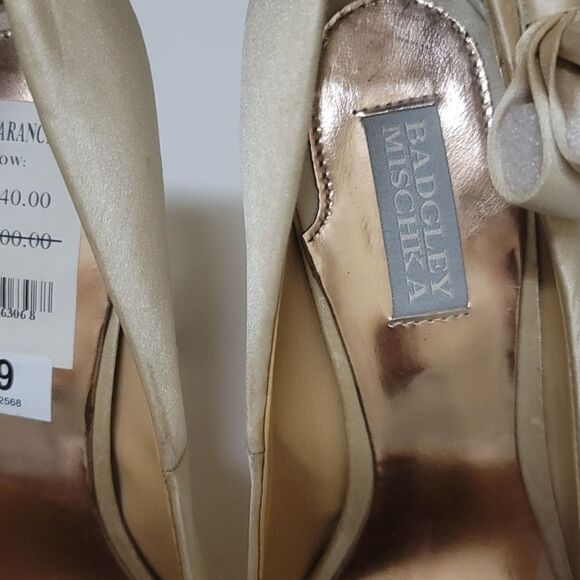 Bagley  Mischka satin heels size 9 - Picture 5 of 13